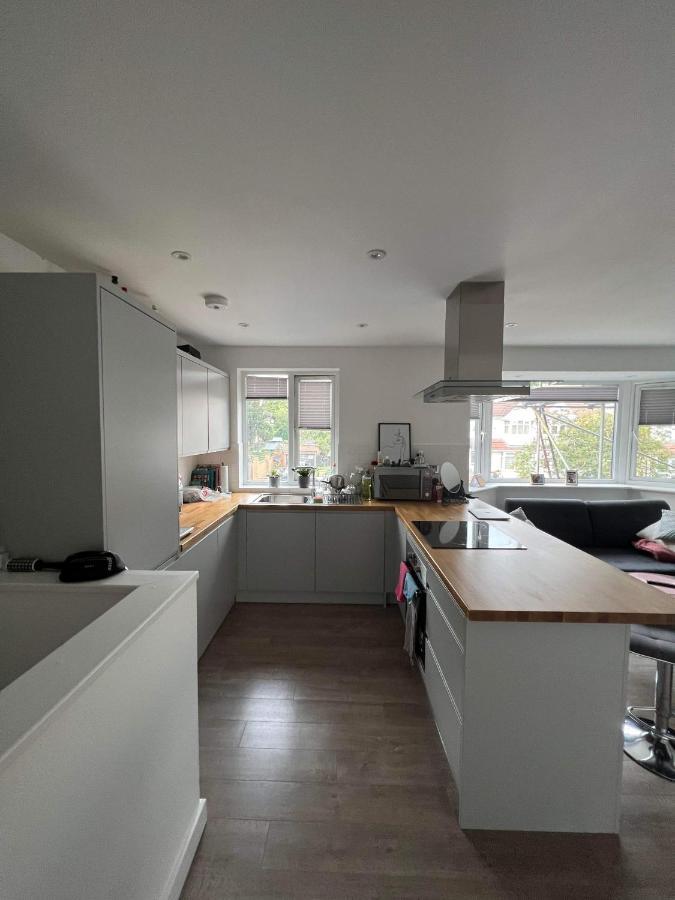West London Apartment Εξωτερικό φωτογραφία